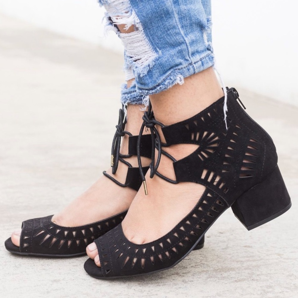 🆕Camellia Black Laser Cut Booties - Picture 2 of 3